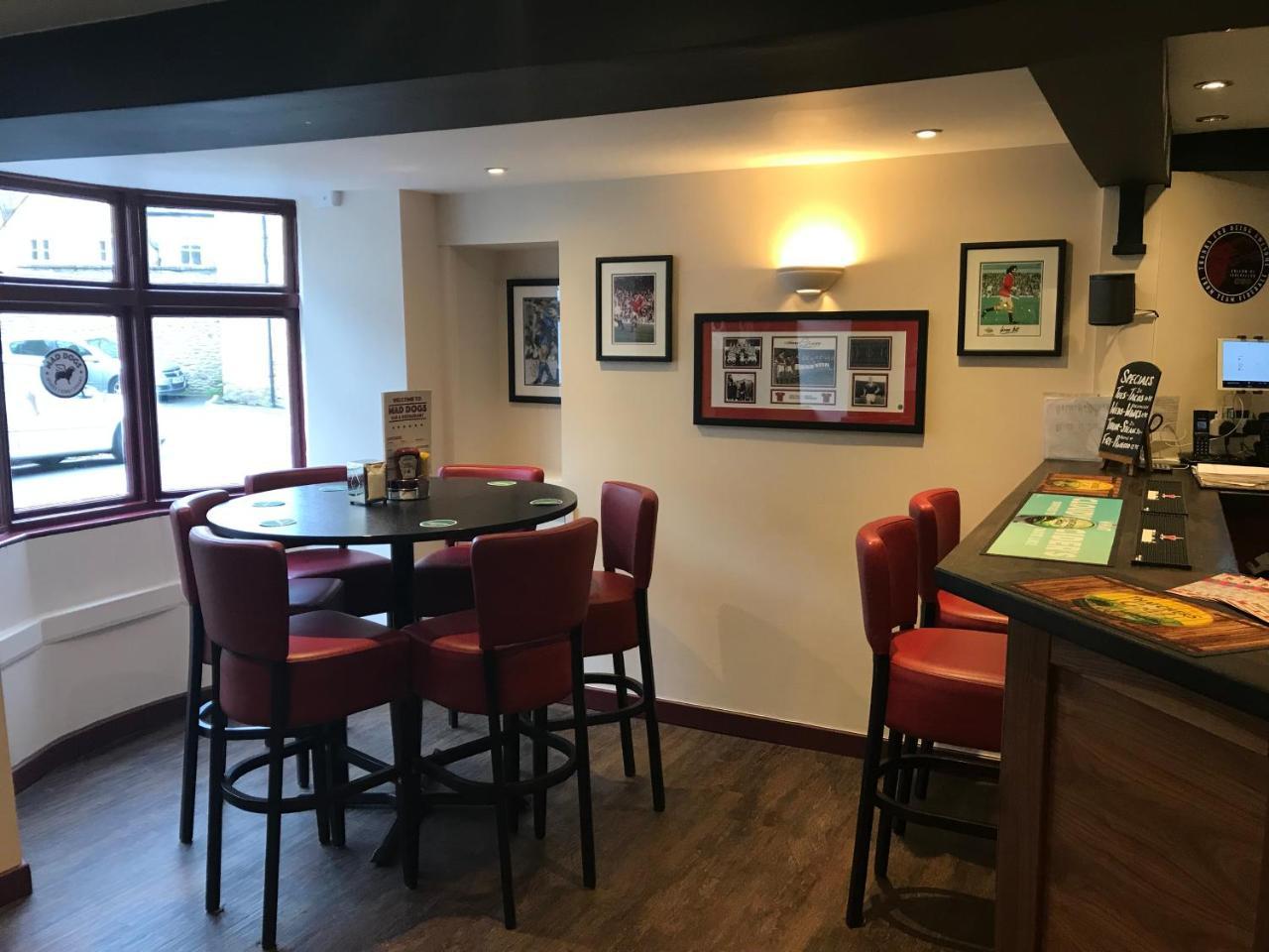 The Britannia Inn 舍伯恩 外观 照片